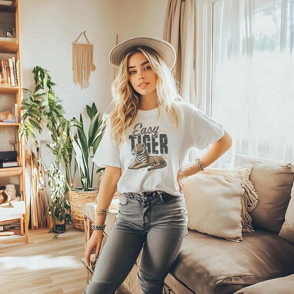 Vintage Style Tiger Graphic Tee Retro White T-Shirt Casual Trendy - Picture 2 of 4